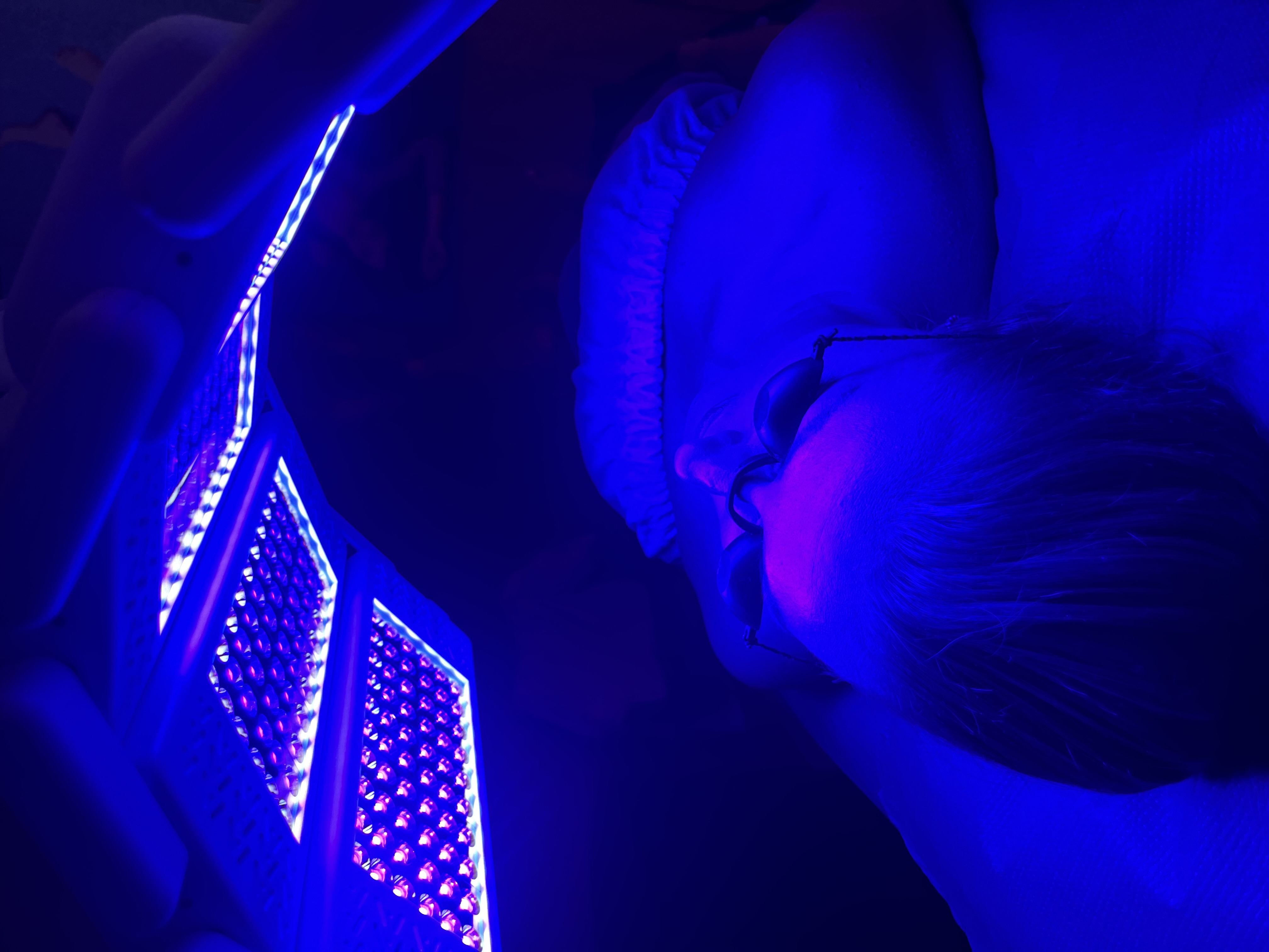 Lampa PDT Premium Medical – Nowoczesne Rozwiązanie dla Twojego Gabinetu Kosmetycznego